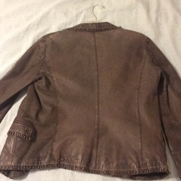 Leather Jacket in perfect condition! - Picture 9 of 11
